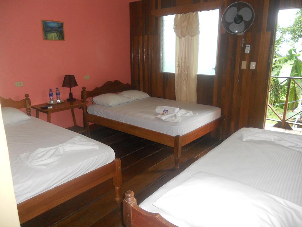 Cabinas Leyko San Carlos Room photo