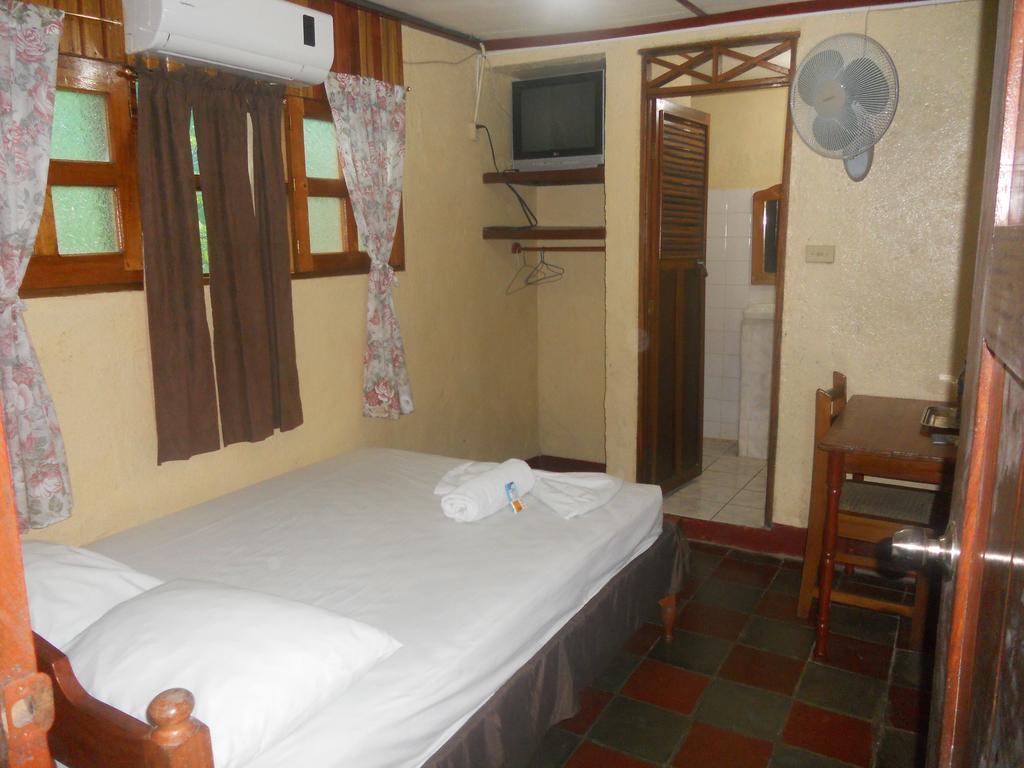 Cabinas Leyko San Carlos Room photo
