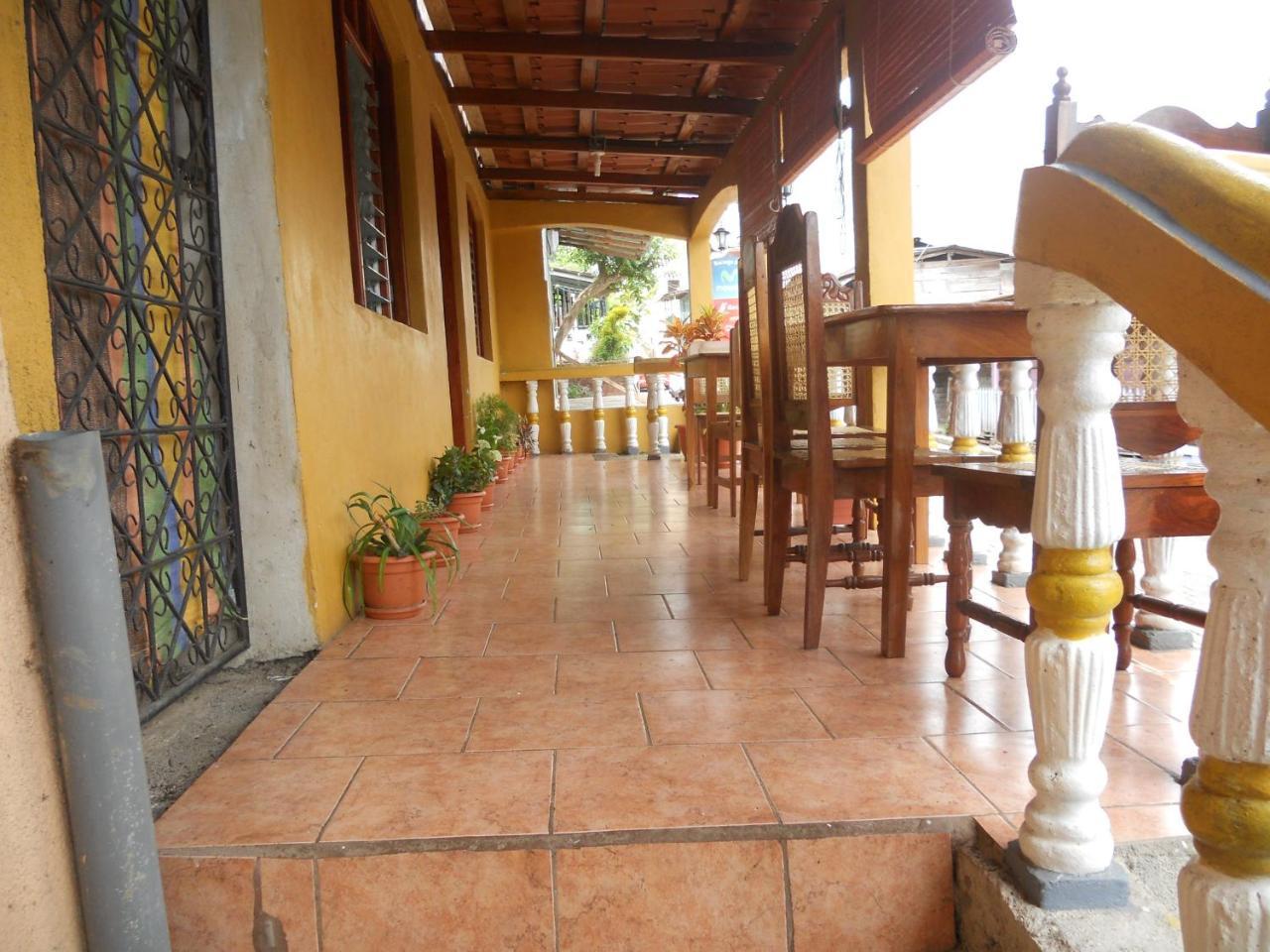 Cabinas Leyko San Carlos Exterior photo
